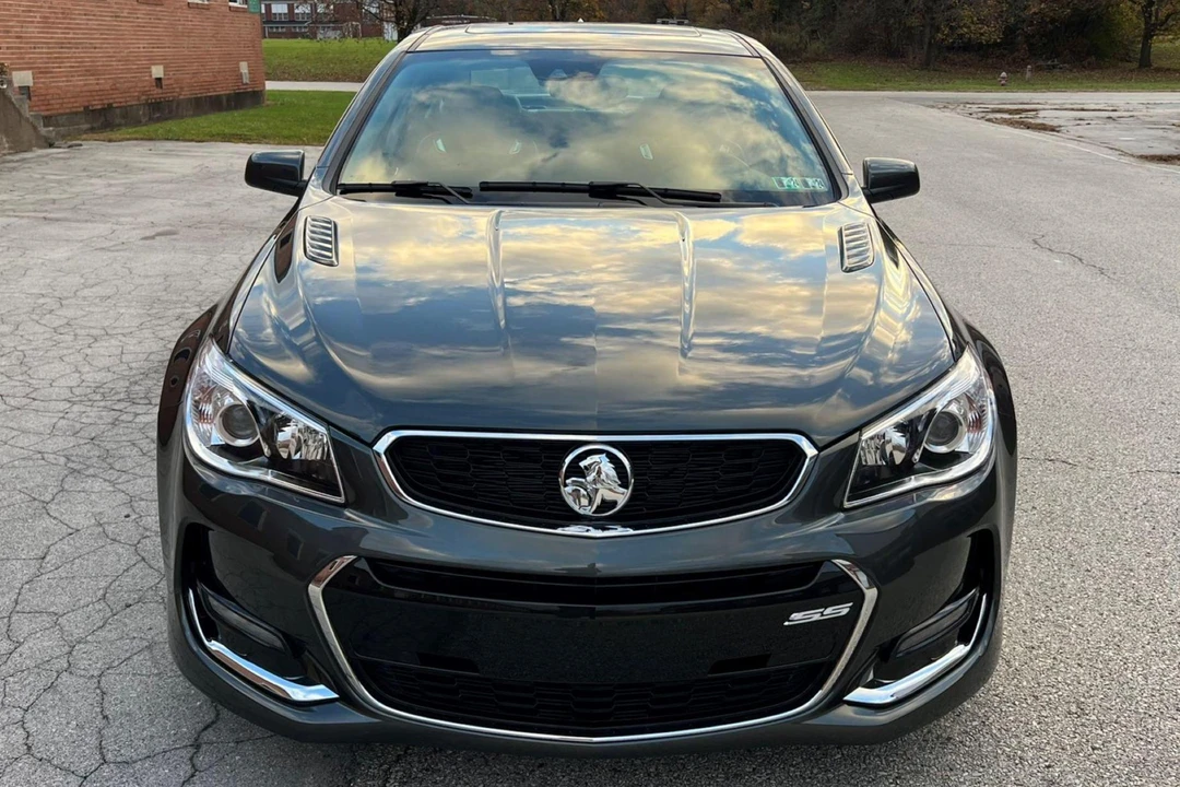 2017 Chevrolet SS - Image 2 of 31