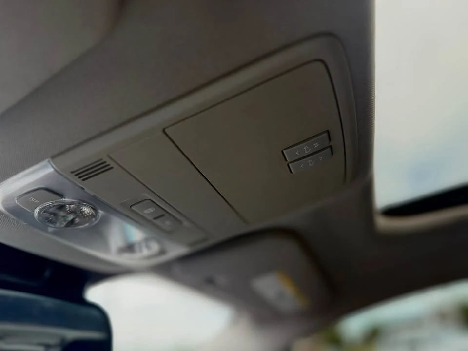 2017 Chevrolet SS - Image 13 of 18