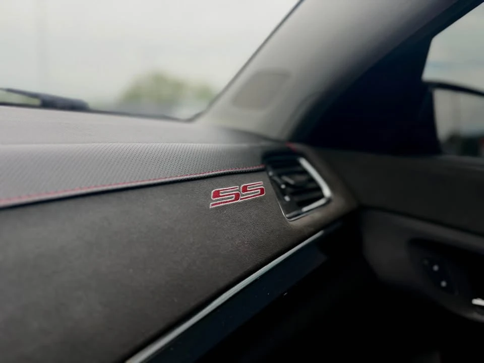 2017 Chevrolet SS - Image 12 of 18