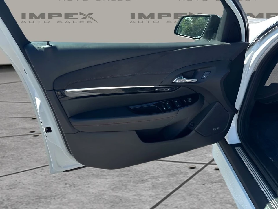 2017 Chevrolet SS - Image 18 of 25