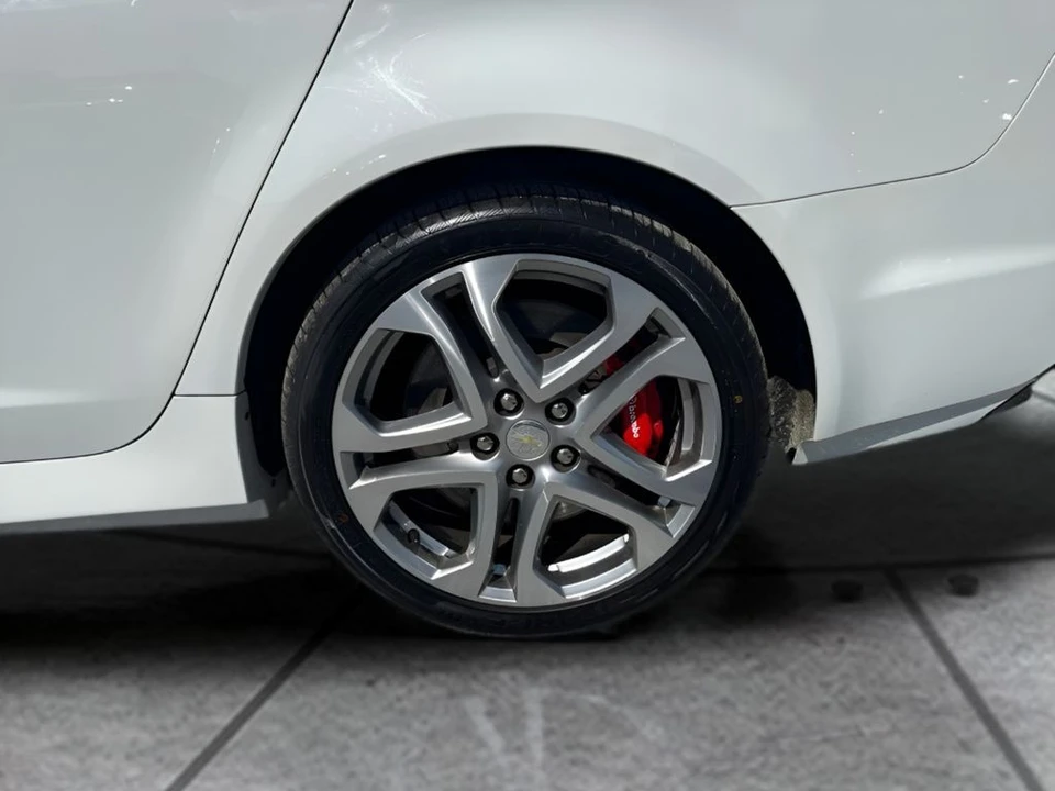 2017 Chevrolet SS - Image 22 of 25