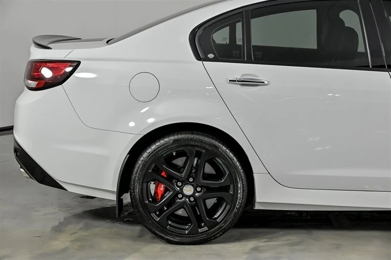 2017 Chevrolet SS - Image 14 of 21