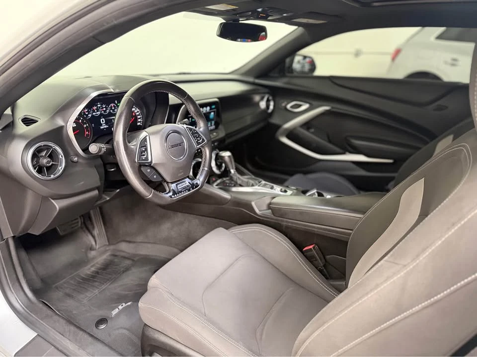2017 Chevrolet SS - Image 10 of 16
