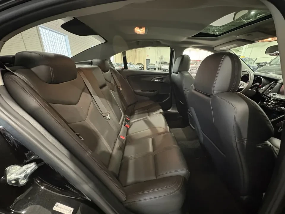2017 Chevrolet SS - Image 16 of 18