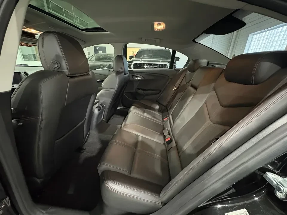 2017 Chevrolet SS - Image 14 of 18