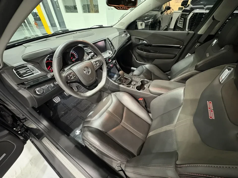 2017 Chevrolet SS - Image 10 of 18