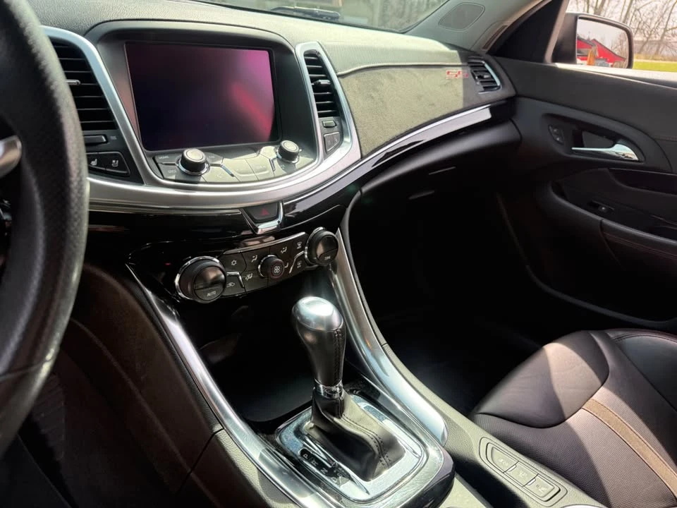 2017 Chevrolet SS - Image 14 of 19