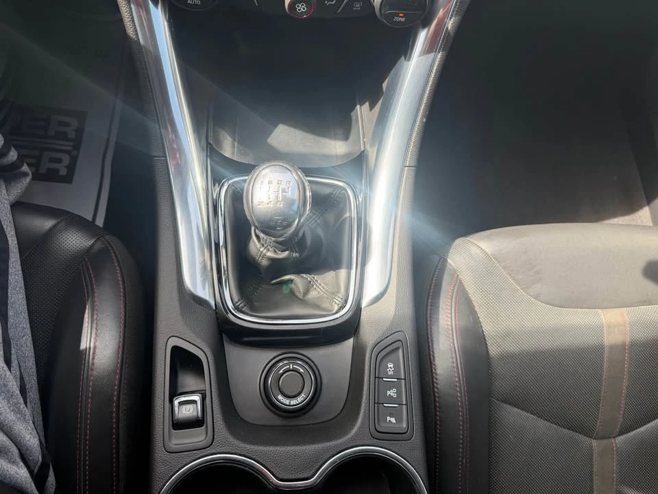 2017 Chevrolet SS - Image 16 of 19