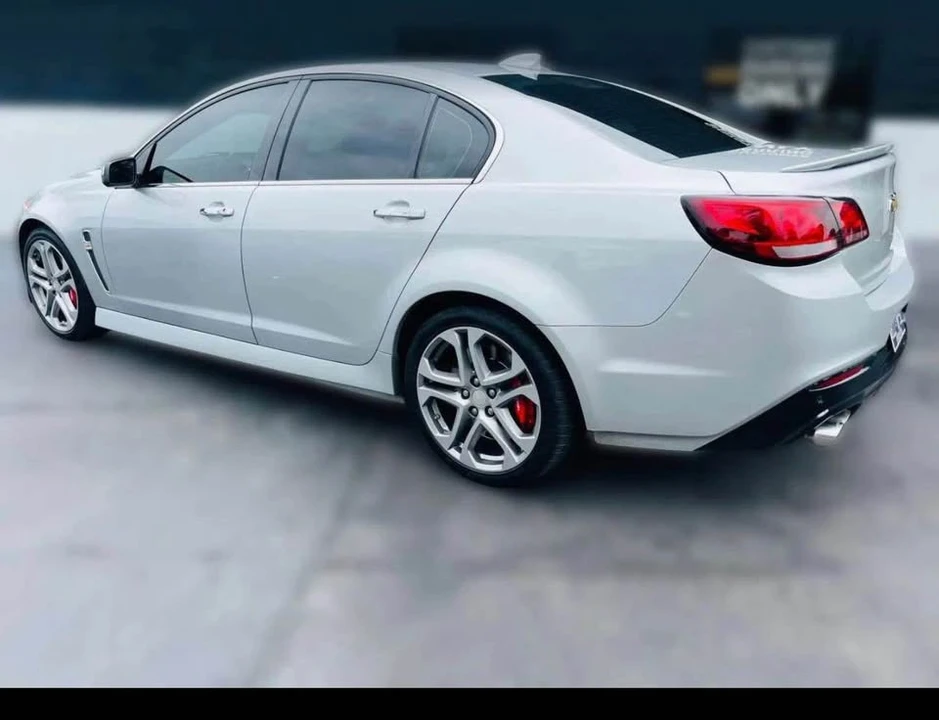 2017 Chevrolet SS - Image 2 of 7