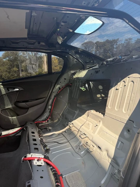 2017 Chevrolet SS - Image 7 of 11