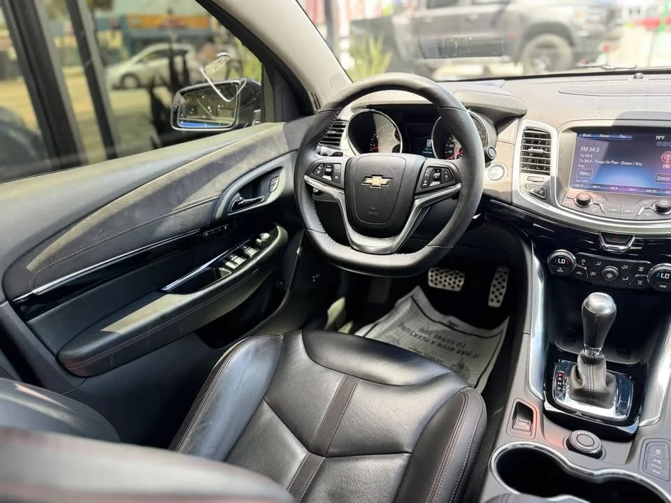 2017 Chevrolet SS - Image 14 of 20