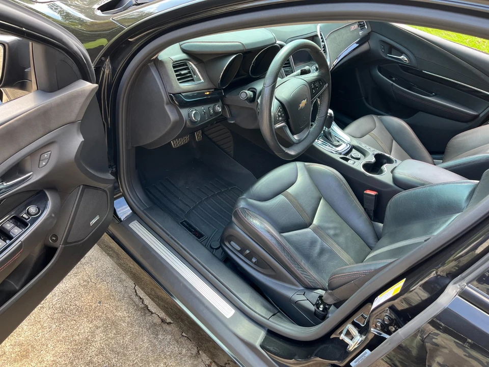 2017 Chevrolet SS - Image 12 of 16
