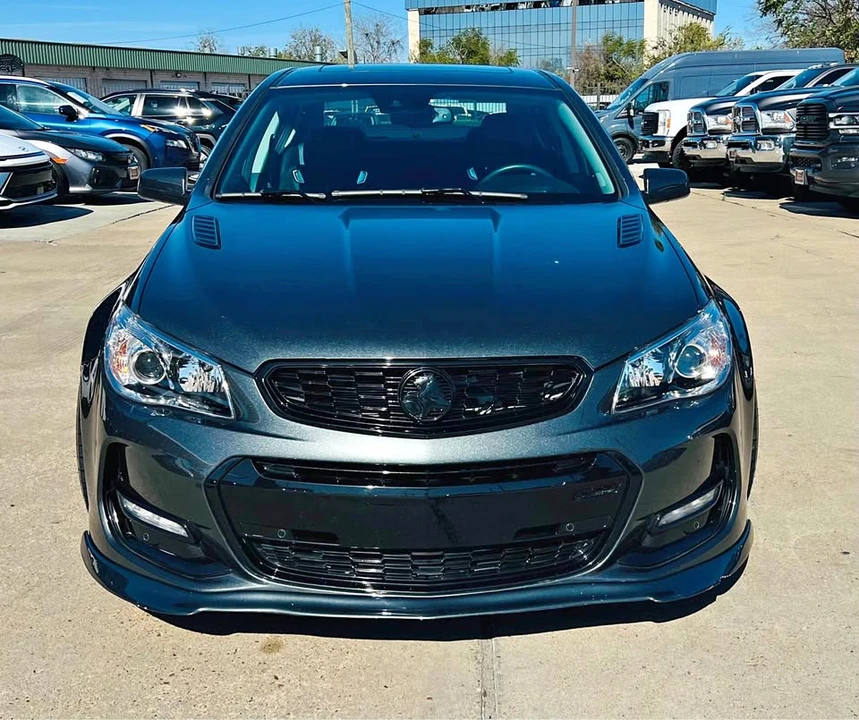 2017 Chevrolet SS - Image 2 of 11