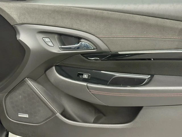 2017 Chevrolet SS - Image 25 of 31
