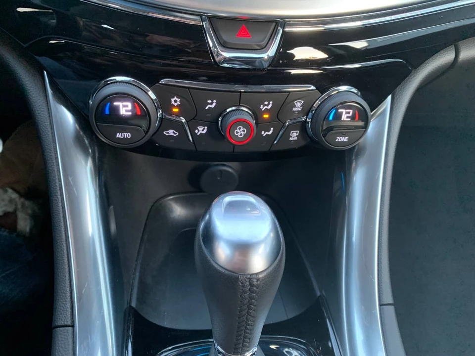 2017 Chevrolet SS - Image 20 of 24
