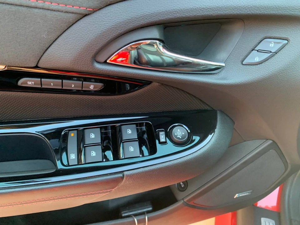 2017 Chevrolet SS - Image 22 of 24