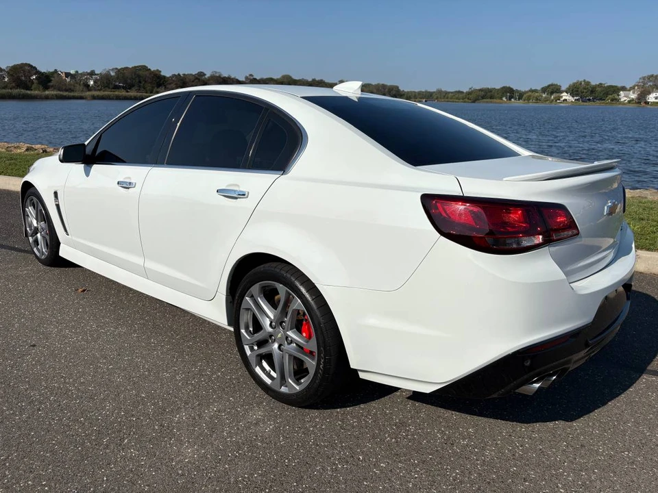 2017 Chevrolet SS - Image 2 of 14