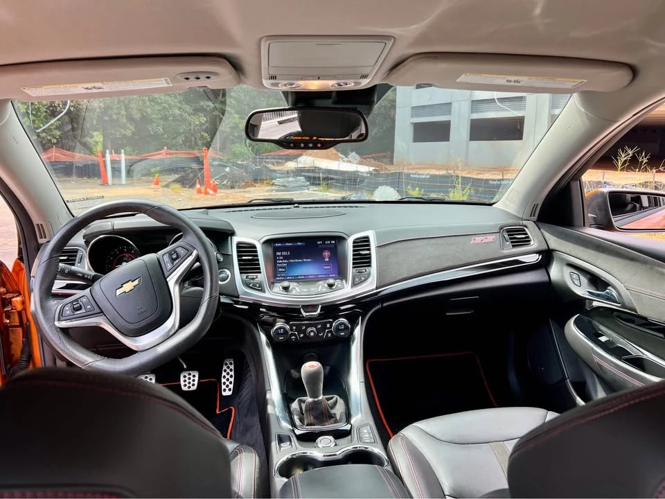 2017 Chevrolet SS - Image 13 of 18