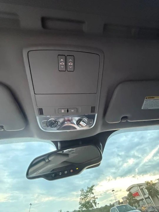 2017 Chevrolet SS - Image 20 of 24