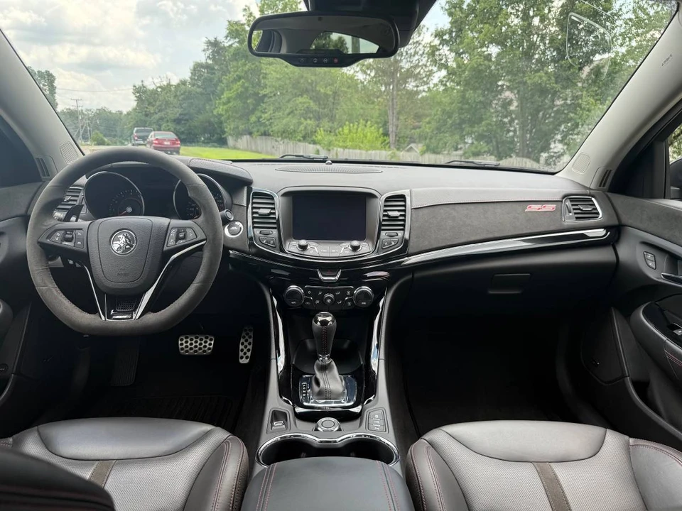 2017 Chevrolet SS - Image 14 of 24