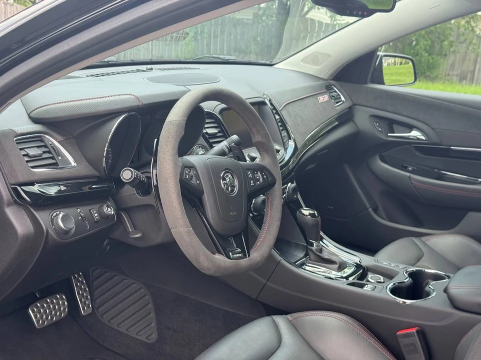 2017 Chevrolet SS - Image 11 of 24