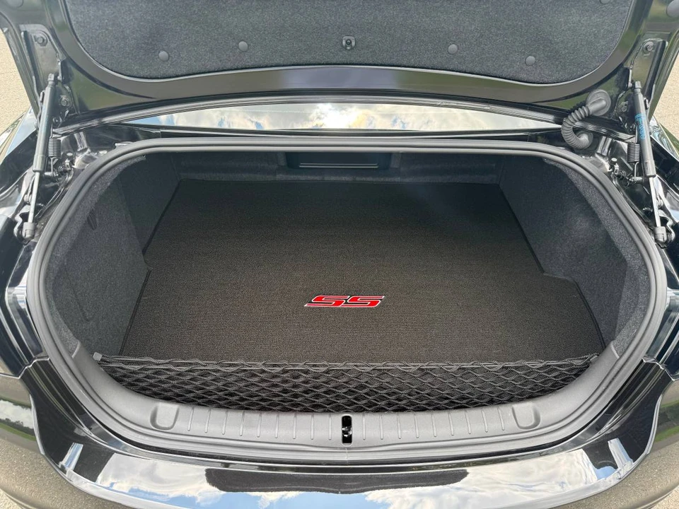 2017 Chevrolet SS - Image 13 of 24