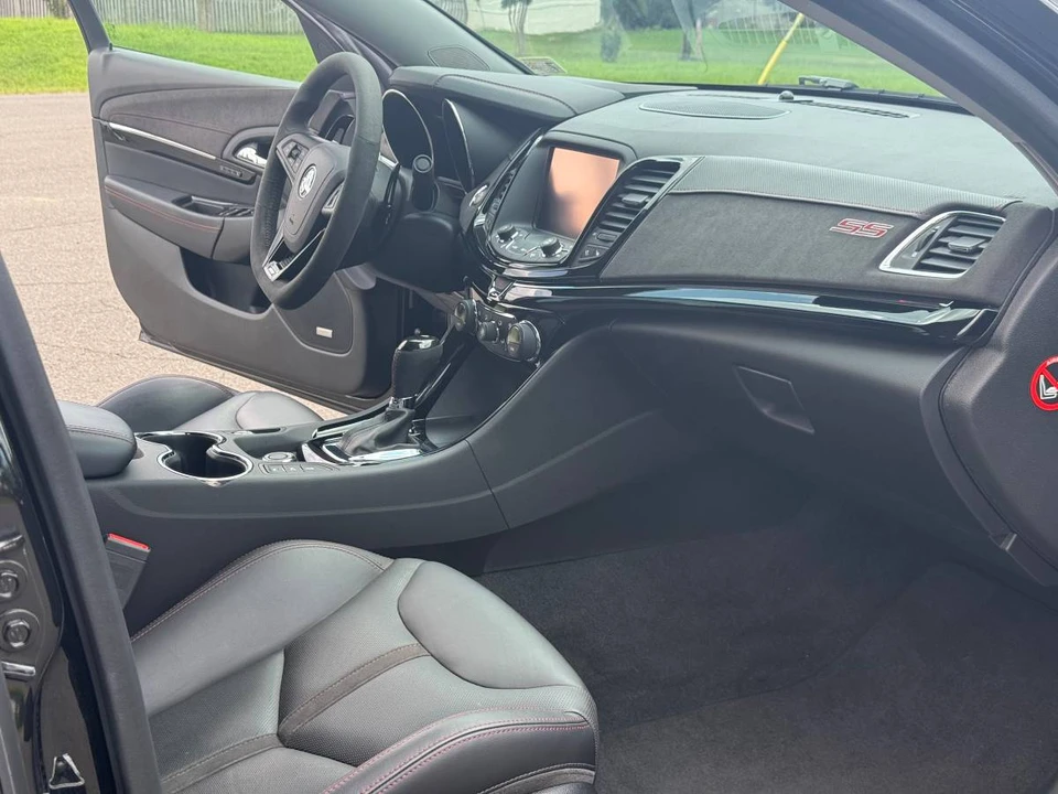 2017 Chevrolet SS - Image 12 of 24