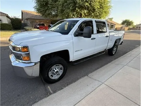 2017 Chevrolet Silverado 2500HD Work Truck Crew Cab 4x4
