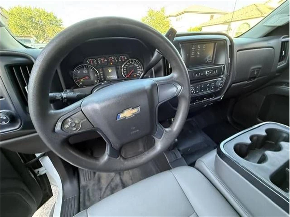 2017 Chevrolet Silverado 3rd Gen - Image 11 of 24