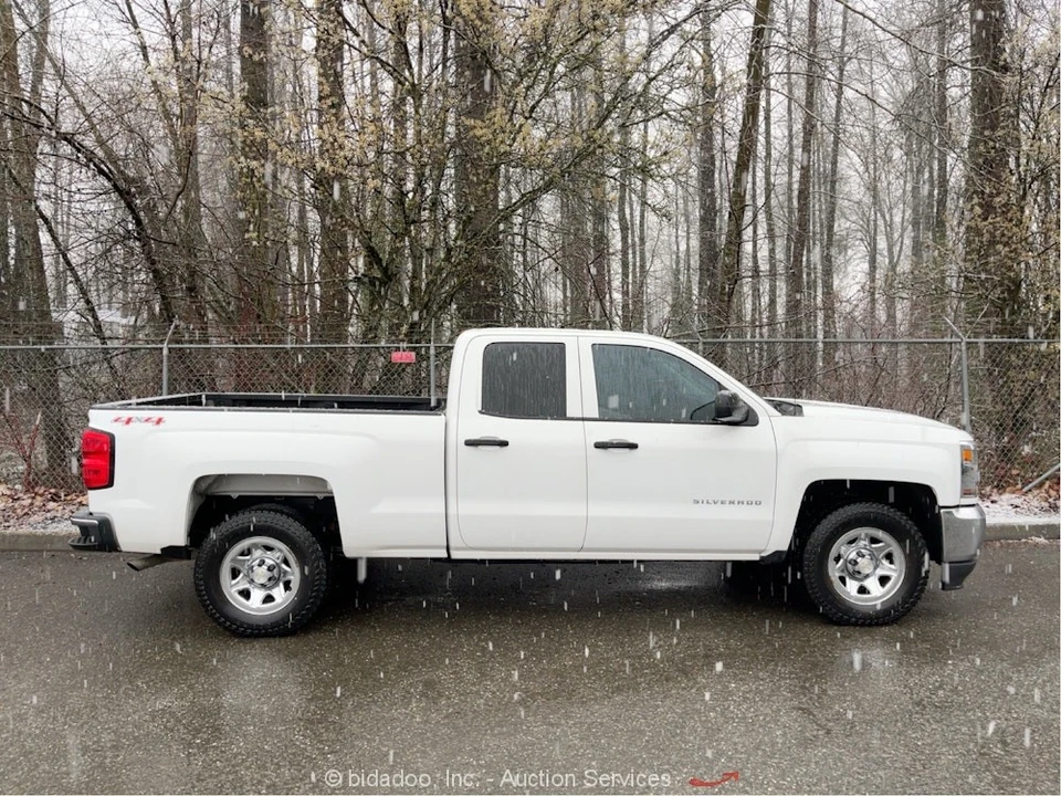 2017 Chevrolet Silverado 3rd Gen - Image 6 of 12