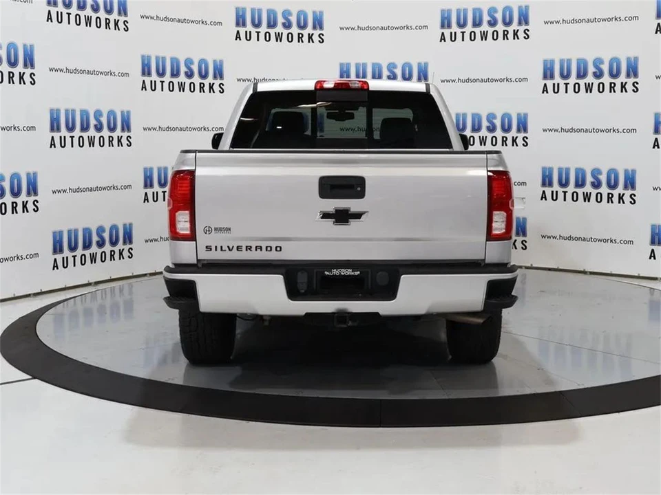 2017 Chevrolet Silverado 3rd Gen - Image 5 of 31