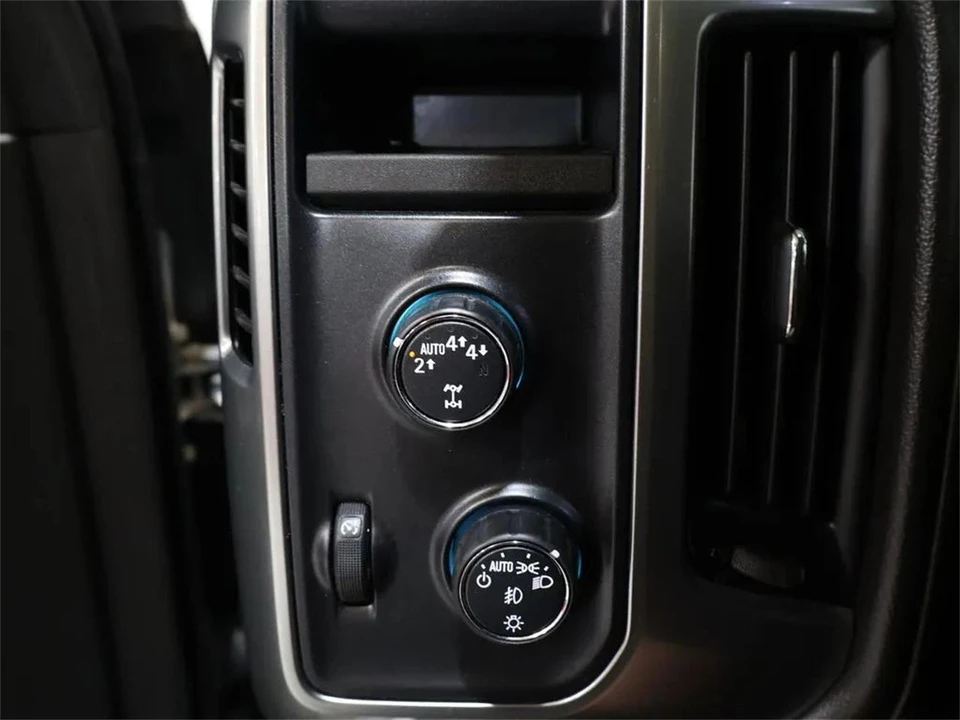 2017 Chevrolet Silverado 3rd Gen - Image 13 of 31
