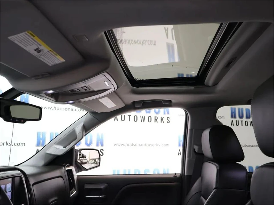 2017 Chevrolet Silverado 3rd Gen - Image 24 of 31