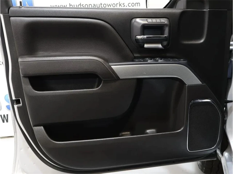 2017 Chevrolet Silverado 3rd Gen - Image 10 of 31