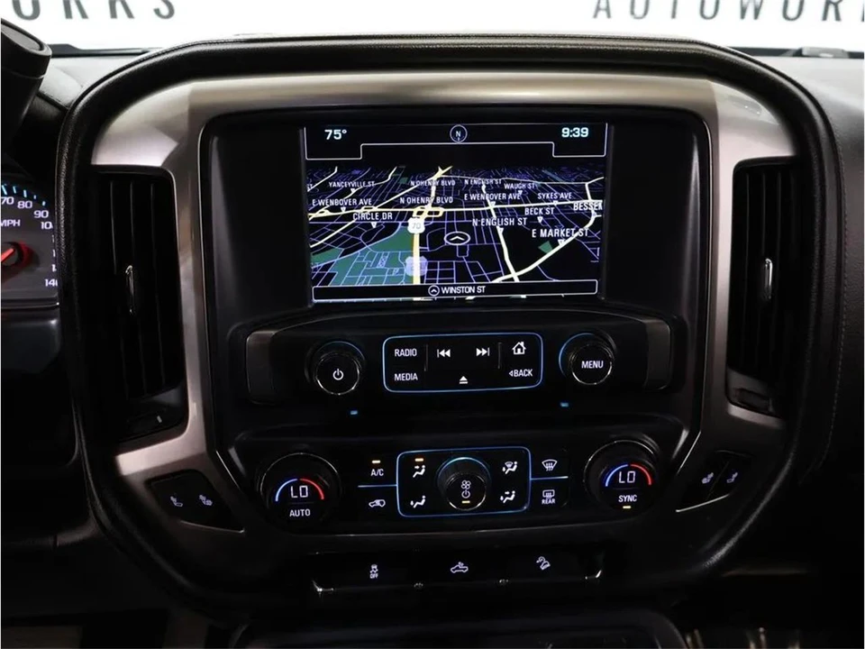 2017 Chevrolet Silverado 3rd Gen - Image 18 of 31
