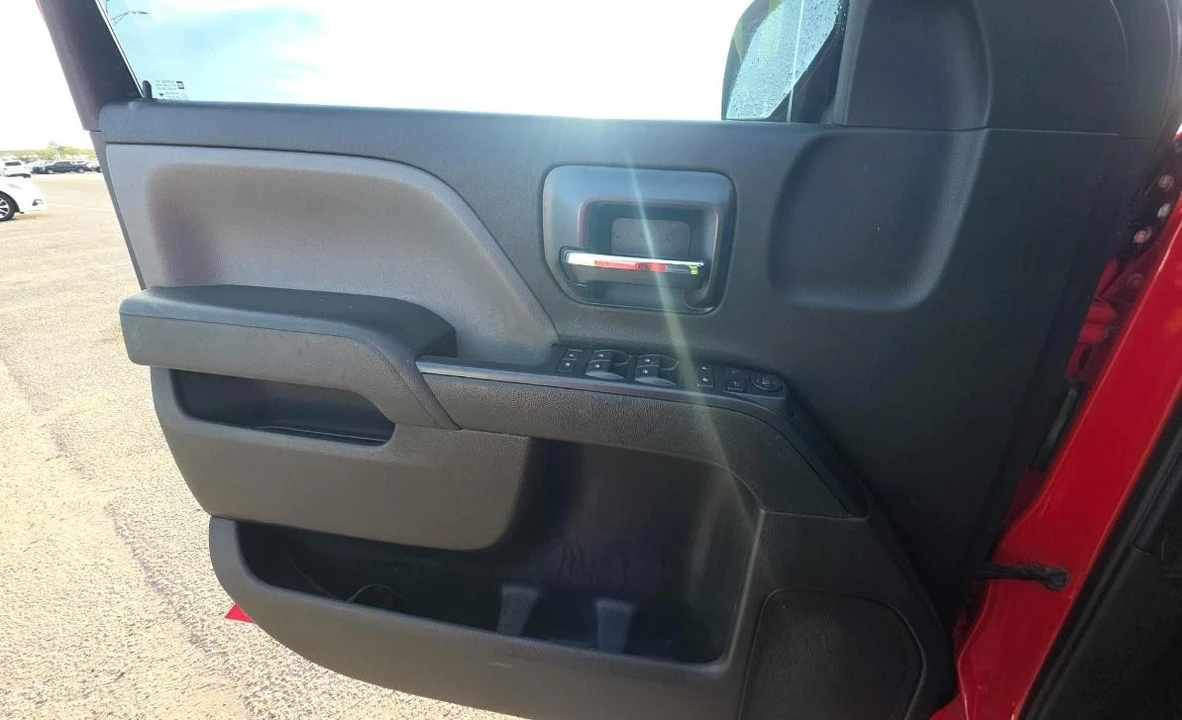 2017 Chevrolet Silverado 3rd Gen - Image 9 of 10