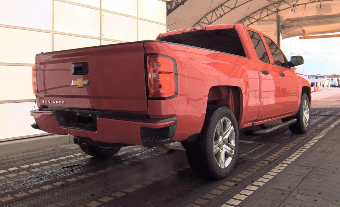 2017 Chevrolet Silverado 3rd Gen - Image 4 of 10