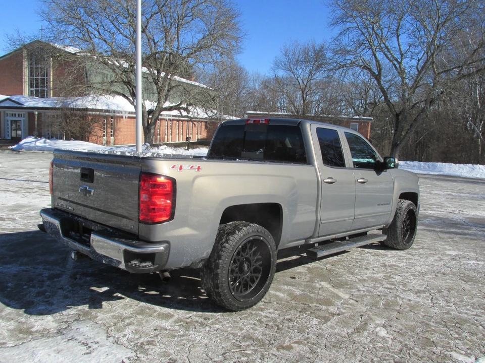 2017 Chevrolet Silverado 3rd Gen - Image 3 of 21