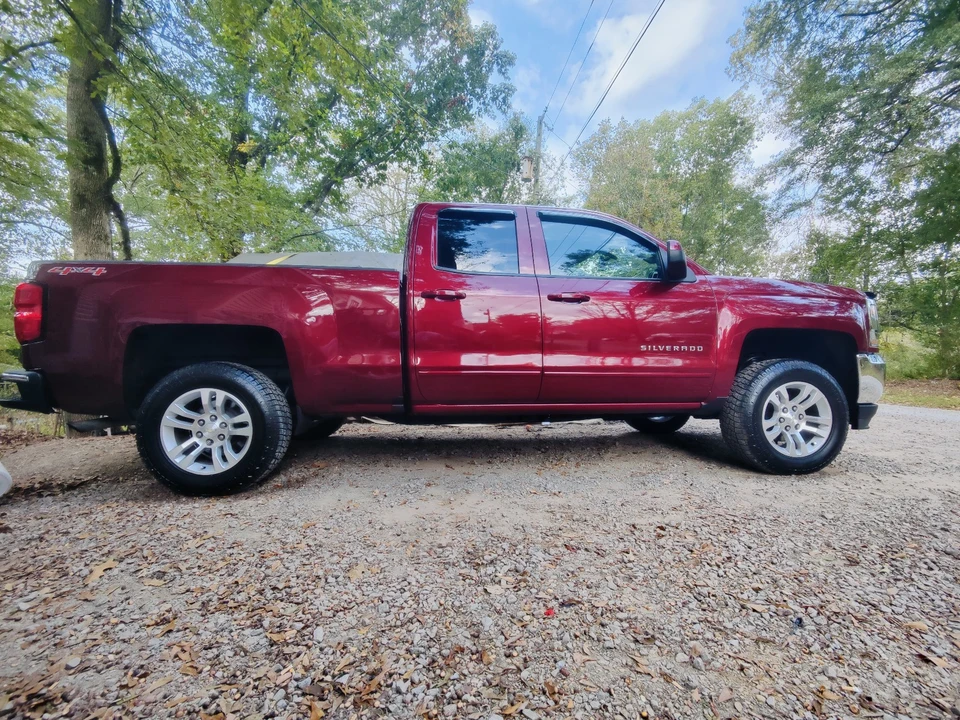 2017 Chevrolet Silverado 2nd Gen - Image 6 of 13