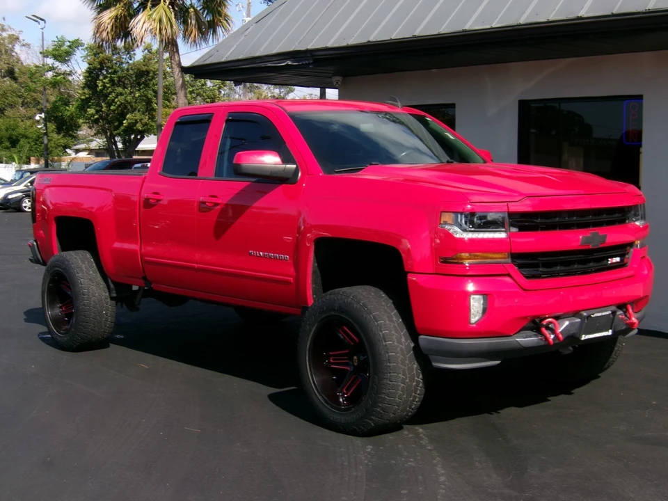 2017 Chevrolet Silverado 3rd Gen - Image 3 of 21