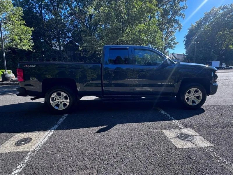 2017 Chevrolet Silverado 3rd Gen - Image 8 of 12