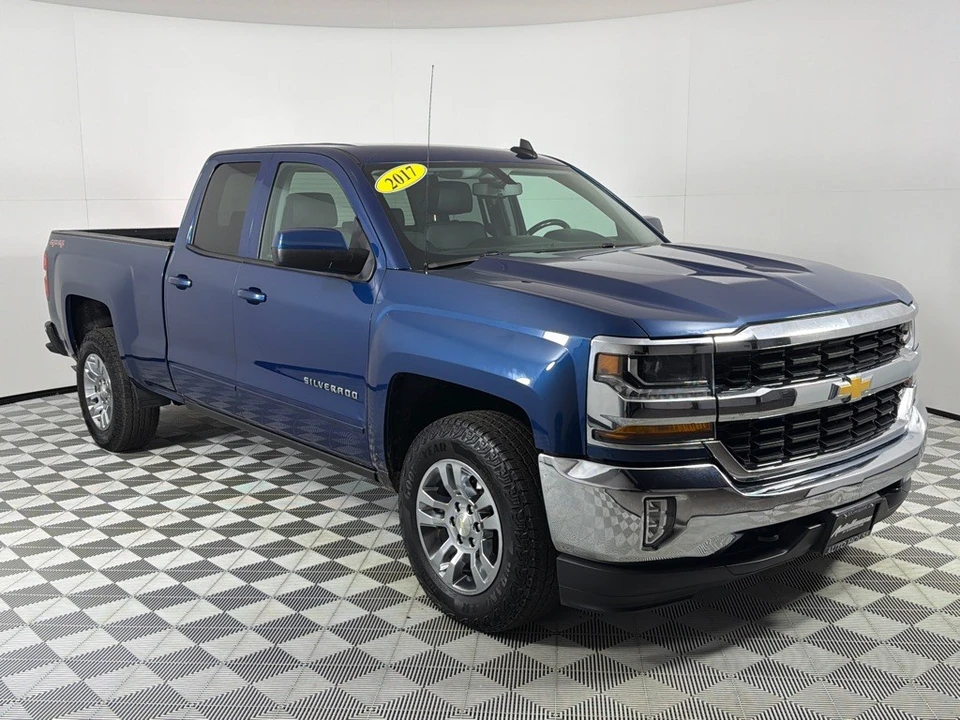 2017 Chevrolet Silverado 3rd Gen - Image 3 of 12