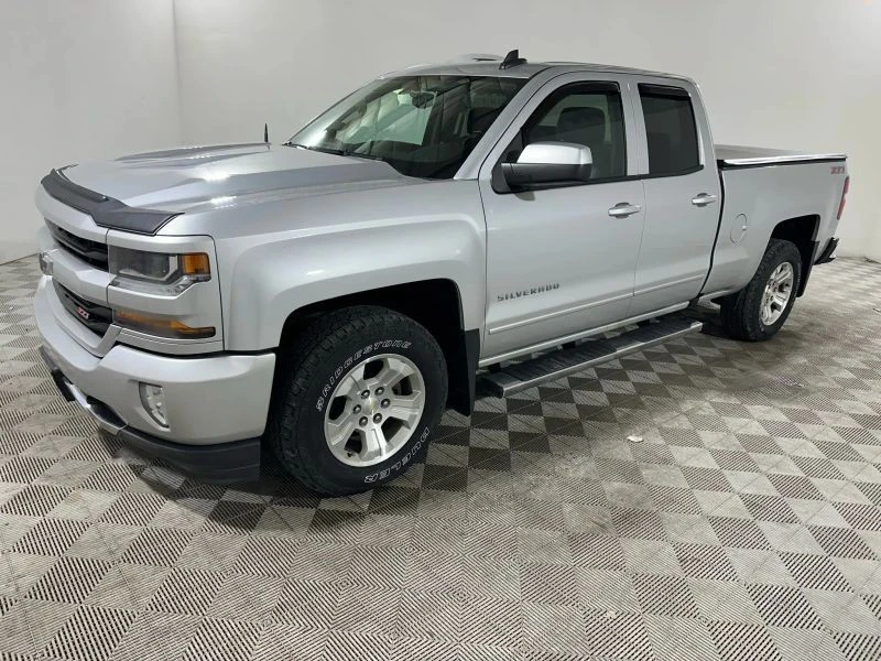 2017 Chevrolet Silverado 2nd Gen - Image 2 of 12