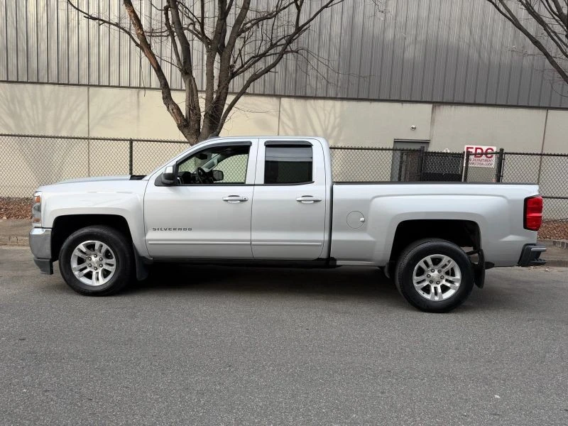2017 Chevrolet Silverado 3rd Gen - Image 4 of 12