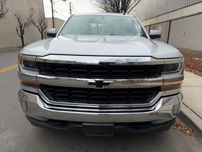 2017 Chevrolet Silverado 3rd Gen - Image 2 of 12