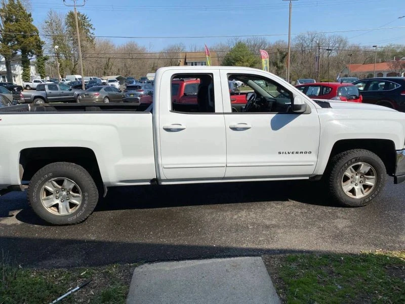2017 Chevrolet Silverado 3rd Gen - Image 5 of 12