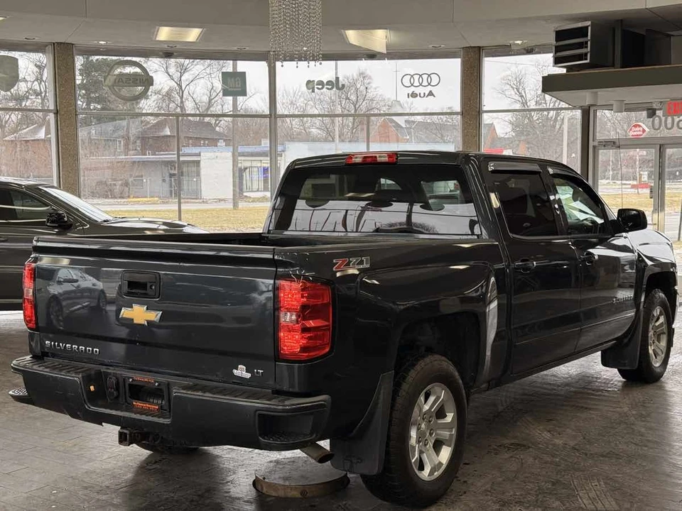 2017 Chevrolet Silverado 2nd Gen - Image 9 of 12