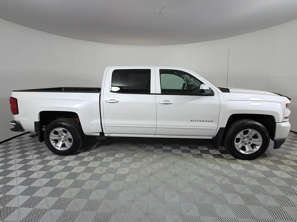 2017 Chevrolet Silverado 2nd Gen - Image 4 of 12