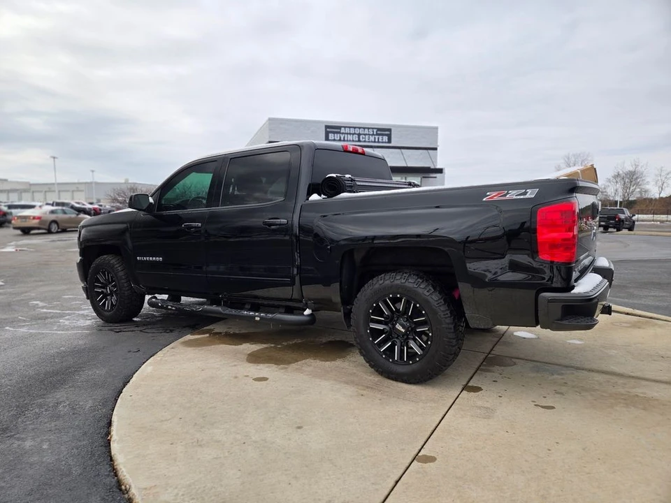 2017 Chevrolet Silverado 3rd Gen - Image 5 of 12