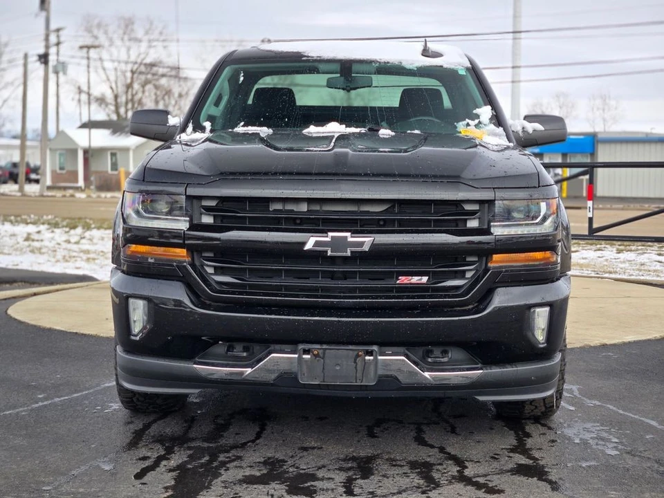 2017 Chevrolet Silverado 3rd Gen - Image 2 of 12